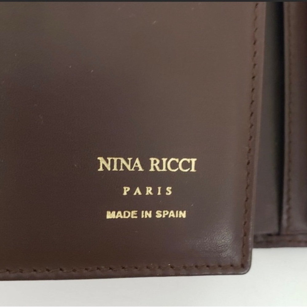 Nina Ricci Wallet (CLST) - Picture 3 of 11
